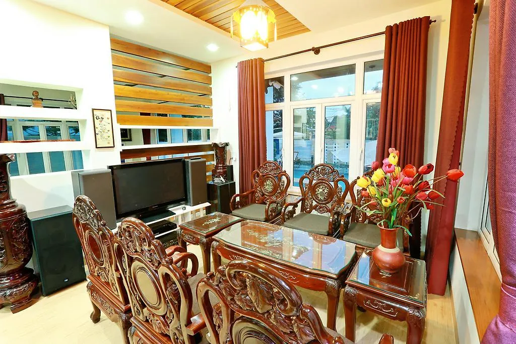 Well-To-Do Villa Χόι Αν