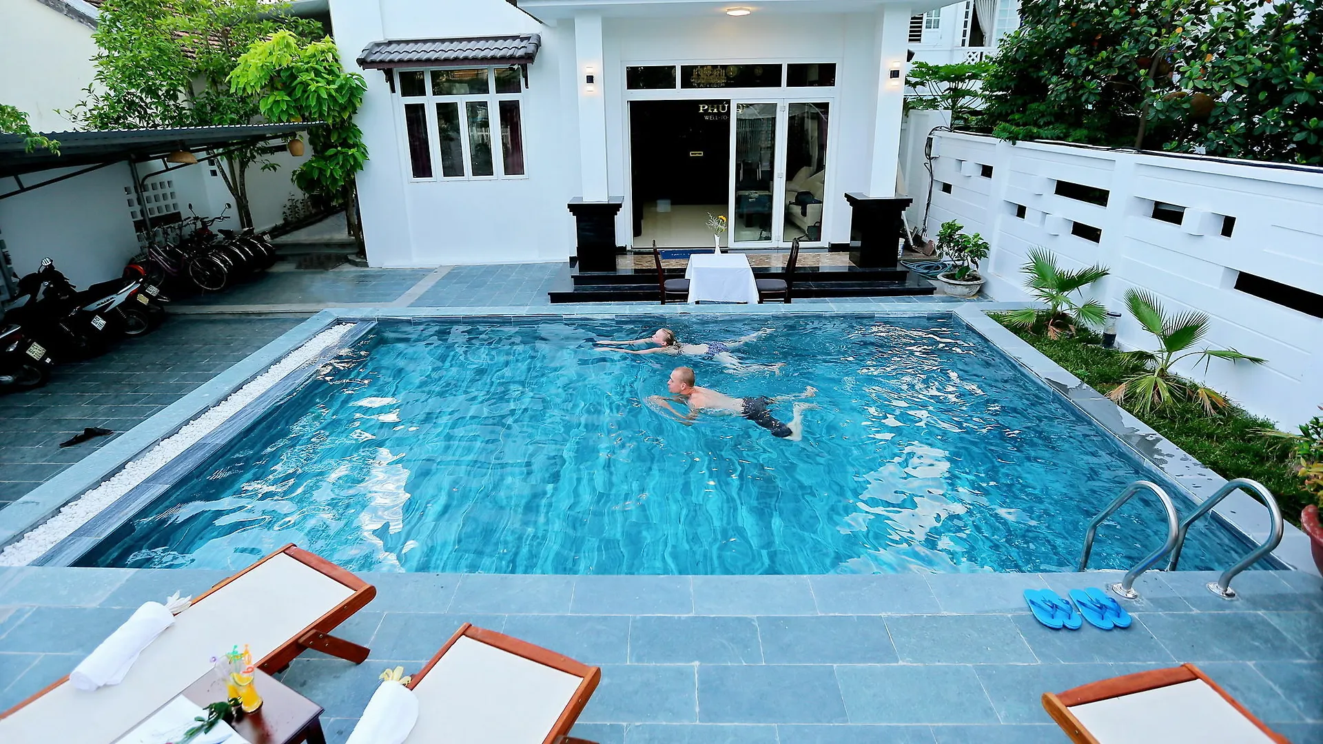 Well-To-Do Villa Χόι Αν